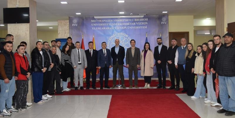 VİZYON ÜNİVERSİTESİNDE “PROJE YÖNETİMİNDE FIRSATLAR VE ZORLUKLAR” KONULU KONFERANS GERÇEKLEŞTİ